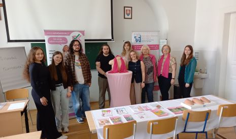 Školenie dobrovoľníkov v  „Projekte vzdelávania študentov na podporu šírenia informácií o význame a dôležitosti prevencie a OnkoKontroly“